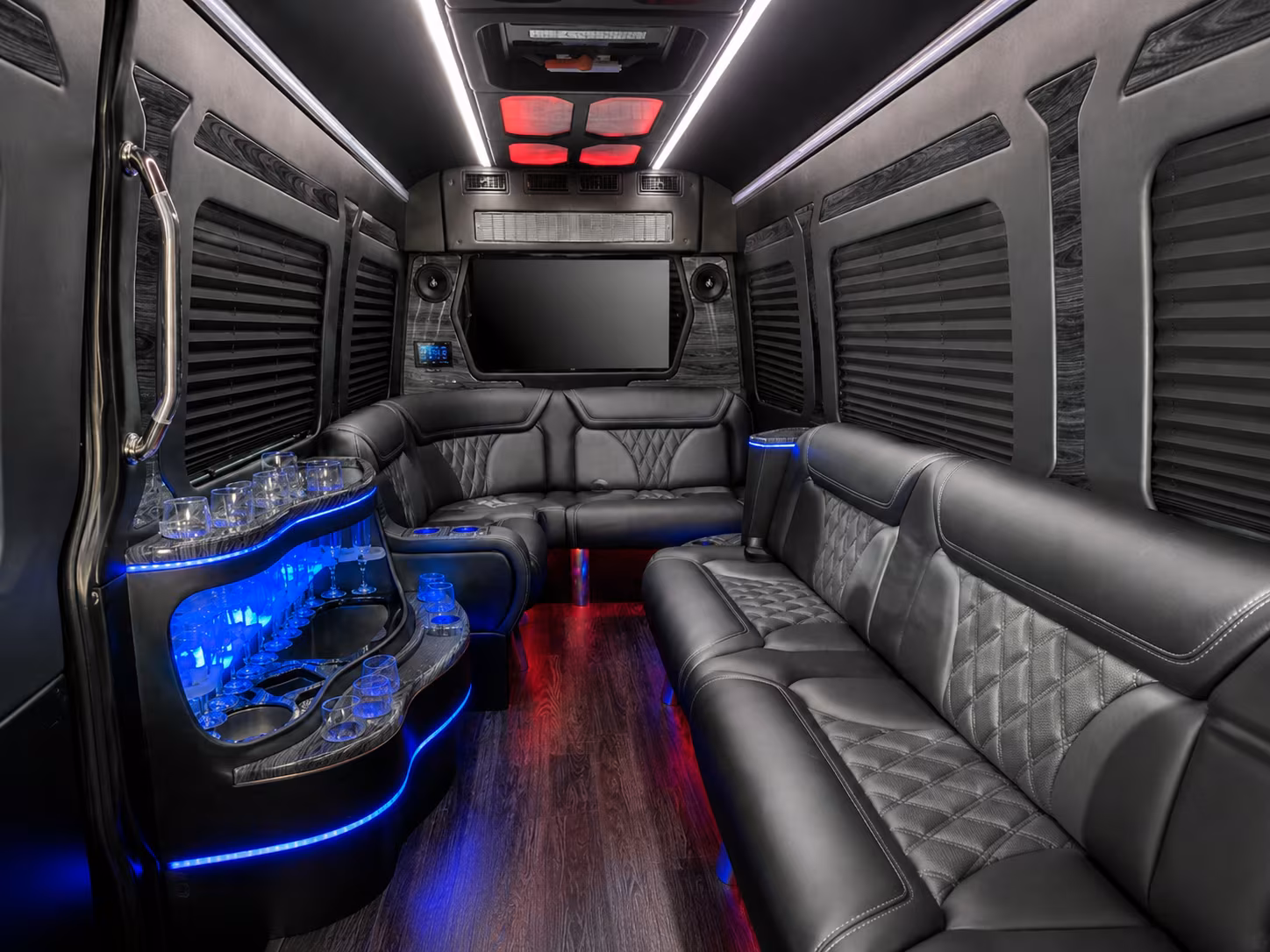 greenwich 15 passenger party bus
