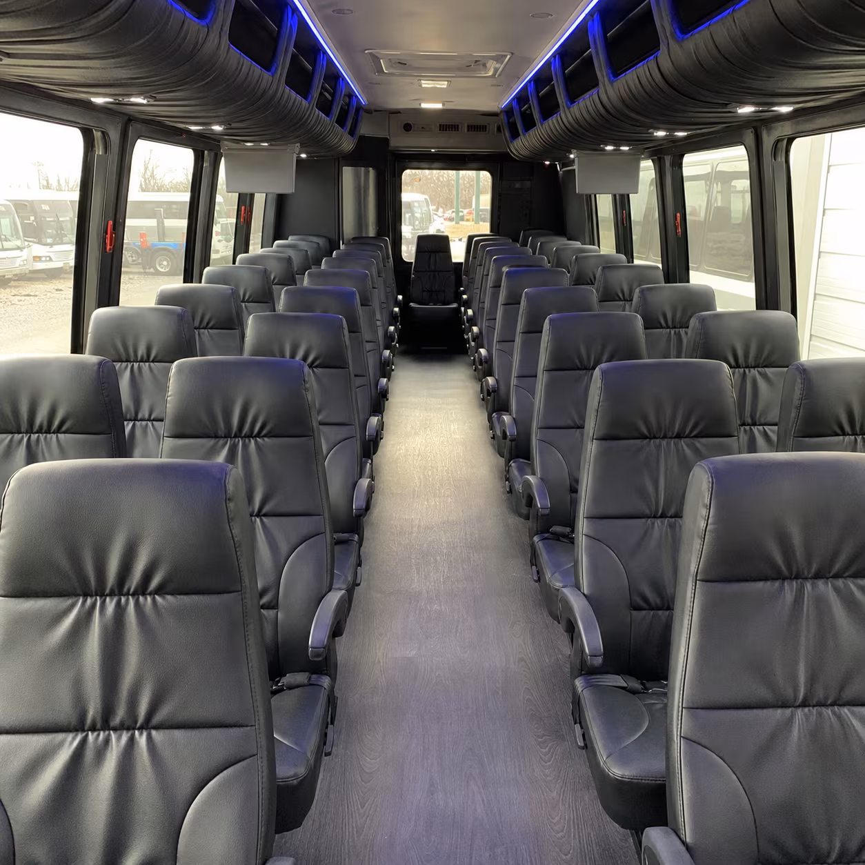 minibus rentals for connecticut wine trail tours starting in greenwich