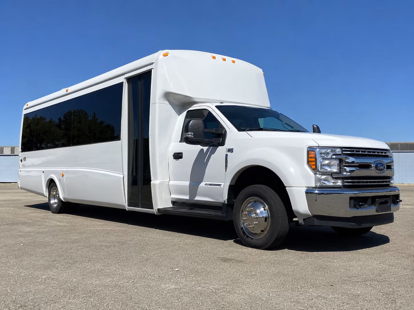 prom bus rentals for greenwich area schools beyond ghs