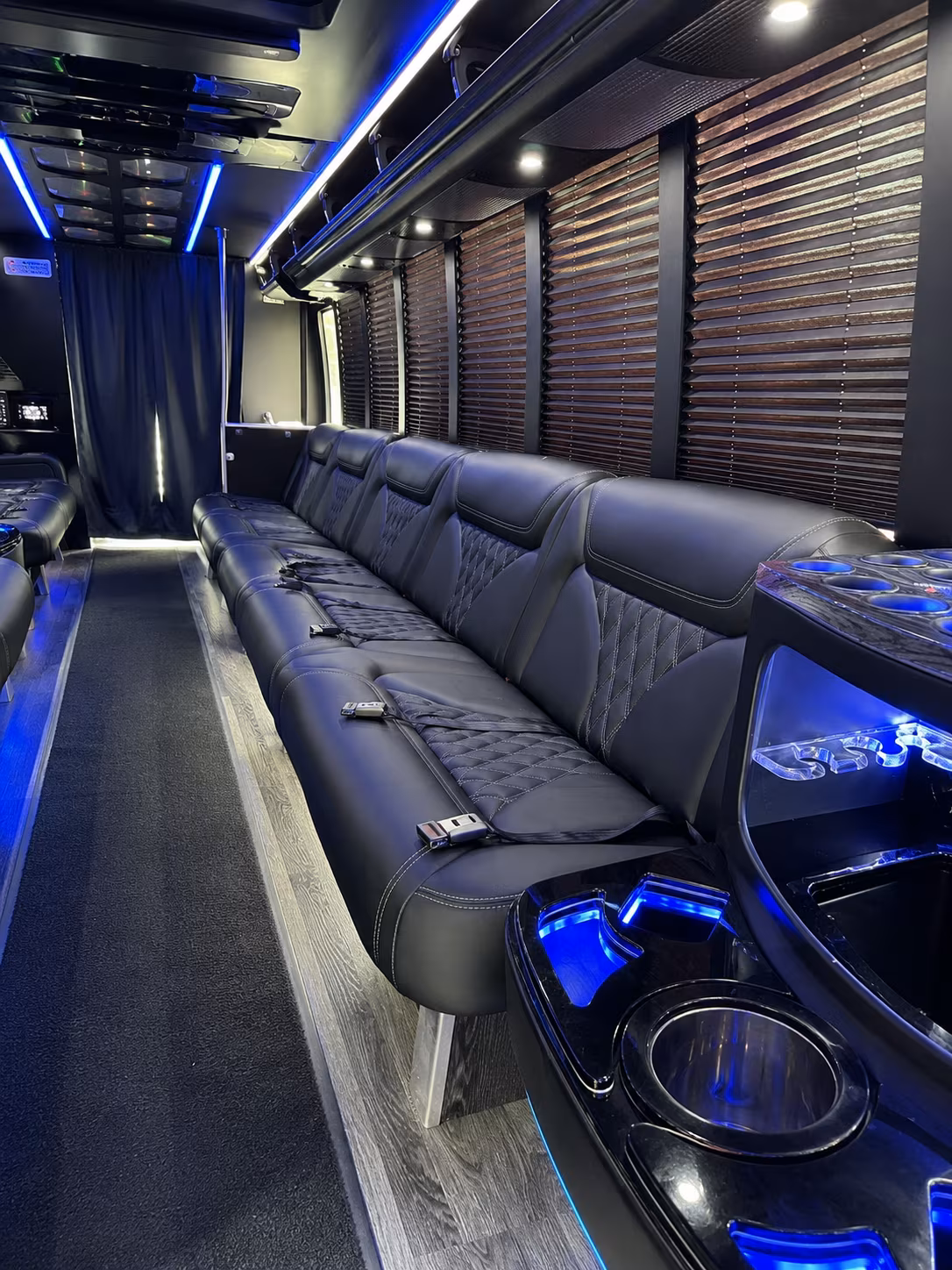 quincea n era sweet 16 party bus rental